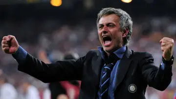 Backdrop for the TV series "MOURINHO" #1338394
