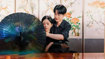 신들린 로맨스 Poster