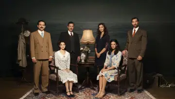 Backdrop for the TV series "Θάλασσες μας Χώρισαν" #1809122
