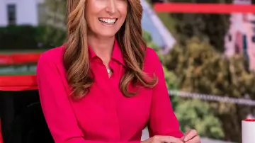 Backdrop for the TV series "Nicolle Wallace Presents: 92NY on MS NOW" #1811058