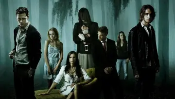 Backdrop for the TV series "Hemlock Grove" #1378899