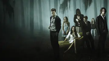 Backdrop for the TV series "Hemlock Grove" #1378921