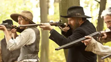 Backdrop for the TV series "Hatfields & McCoys" #1463310