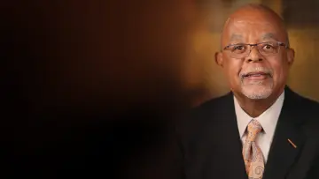 Backdrop к сериалу "Finding Your Roots" #1391864