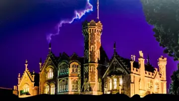 Backdrop for the TV series "Hammer House of Horror" #1599238
