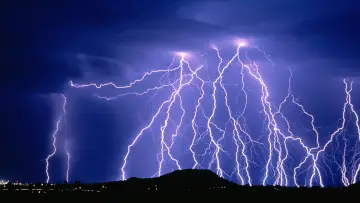 Backdrop for the TV series "Shock and Awe: The Story of Electricity" #1810764