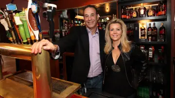Backdrop к сериалу "Bar Rescue" #1390273
