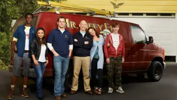 Backdrop for the TV series "Family Tools" #1908717
