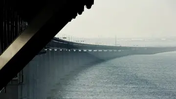 Backdrop for the TV series "The Bridge" #1339956