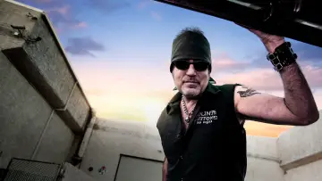 Backdrop к сериалу "Counting Cars" #1435967