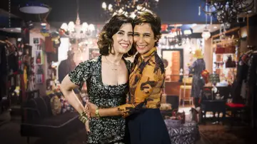 Backdrop for the TV series "Tapas & Beijos" #1546335
