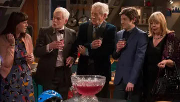 Backdrop for the TV series "Vicious" #1786846