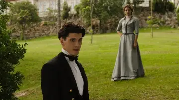 Backdrop к сериалу "Grand Hotel" #1343438