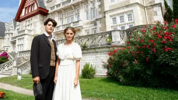 Backdrop к сериалу "Grand Hotel" #1343441