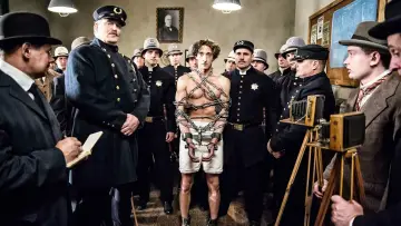 Backdrop for the TV series "Houdini" #1467998
