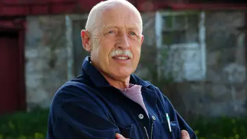 Backdrop к сериалу "The Incredible Dr. Pol" #1415062