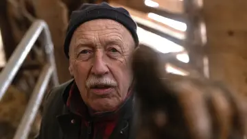 Backdrop к сериалу "The Incredible Dr. Pol" #1415072
