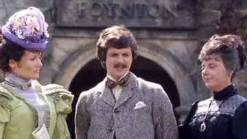 Backdrop for the TV series "The Spoils of Poynton" #1802128