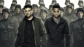 Backdrop к сериалу "Almost Human" #1464100