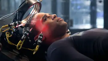 Backdrop к сериалу "Almost Human" #1464102