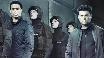 Backdrop к сериалу "Almost Human" #1464103