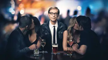 Backdrop for the TV series "Hello Ladies" #1885330