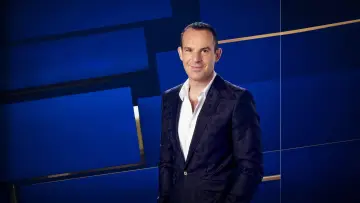 Backdrop for the TV series "The Martin Lewis Money Show" #1669740