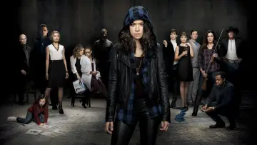 Backdrop к сериалу "Orphan Black" #1337746