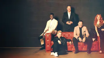 Backdrop к сериалу "La Voix" #1435113