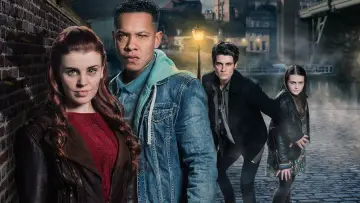 Backdrop for the TV series "Wolfblood" #1458787