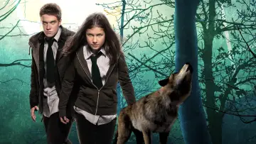 Backdrop for the TV series "Wolfblood" #1458793