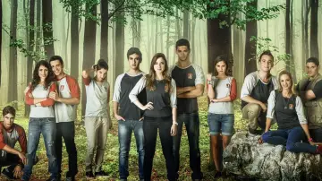 Backdrop for the TV series "Galis" #1543405