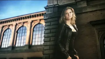 Backdrop for the TV series "Die Chefin" #1601163