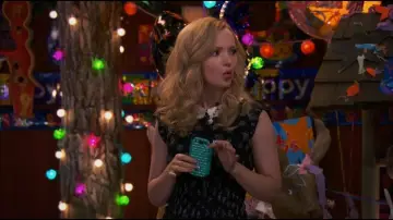 Backdrop for the TV series "Liv and Maddie" #1380049