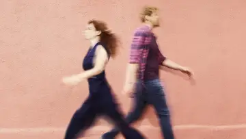 Backdrop к сериалу "You