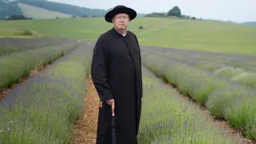 Backdrop к сериалу "Father Brown" #1291633