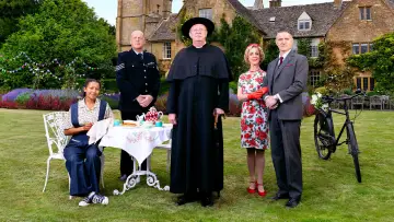 Backdrop к сериалу "Father Brown" #1291639