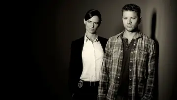 Backdrop for the TV series "Secrets and Lies" #1546542