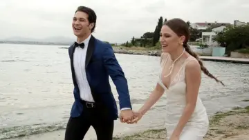 Backdrop к сериалу "Medcezir" #1382331