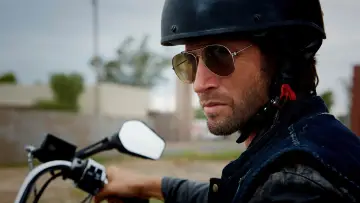 Backdrop for the TV series "Gangland Undercover" #1852815
