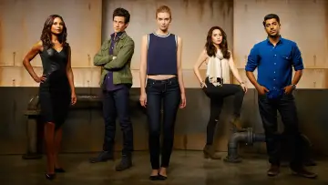 Backdrop к сериалу "Stitchers" #1469098