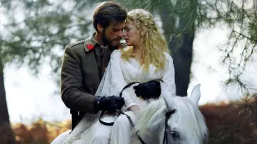 Backdrop for the TV series "Kurt Seyit & Sura" #1824035