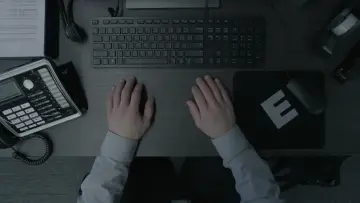 Backdrop к сериалу "Mr. Robot" #1302567