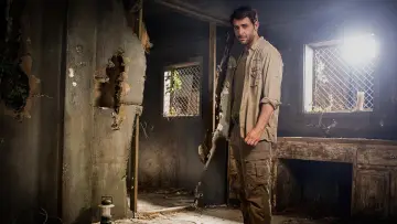 Backdrop к сериалу "Zoo" #1385929