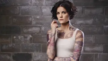 Backdrop к сериалу "Blindspot" #1305049