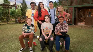 Backdrop for the TV series "BUNK