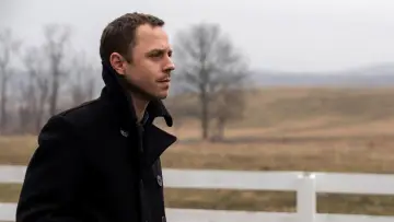 Backdrop к сериалу "Sneaky Pete" #1354976