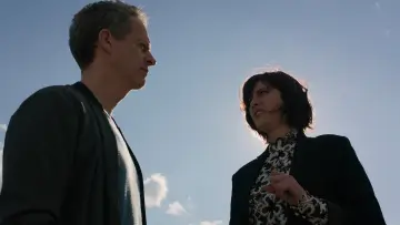 Backdrop к сериалу "BrainDead" #1465474