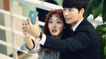 Backdrop for the TV series "Cheese in the Trap" #1881885
