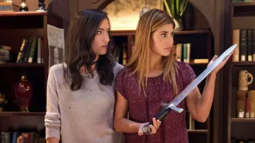 Backdrop for the TV series "Carmilla" #1599708